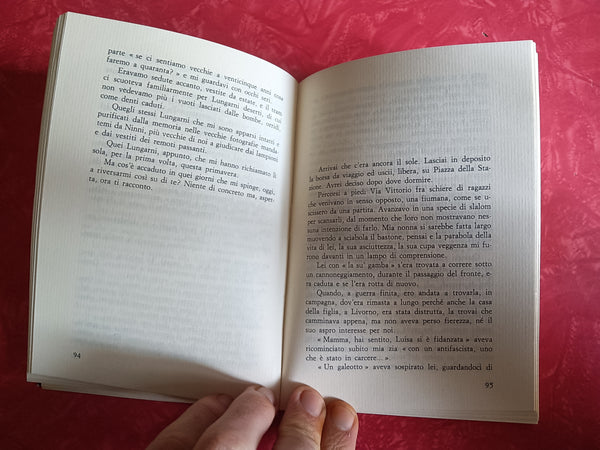 Le dorate stanze | Luisa Adorno - Sellerio