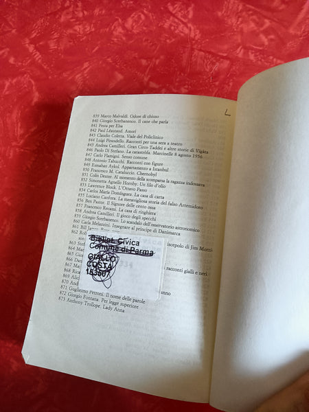 Un natale in giallo | Aa.Vv - Sellerio