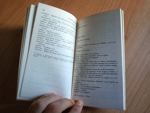 Le baruffe chiozzotte | Carlo Goldoni - Einaudi