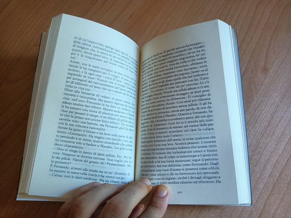 Fiori di un solo giorno | Anna Stahl Kazumi - Sellerio