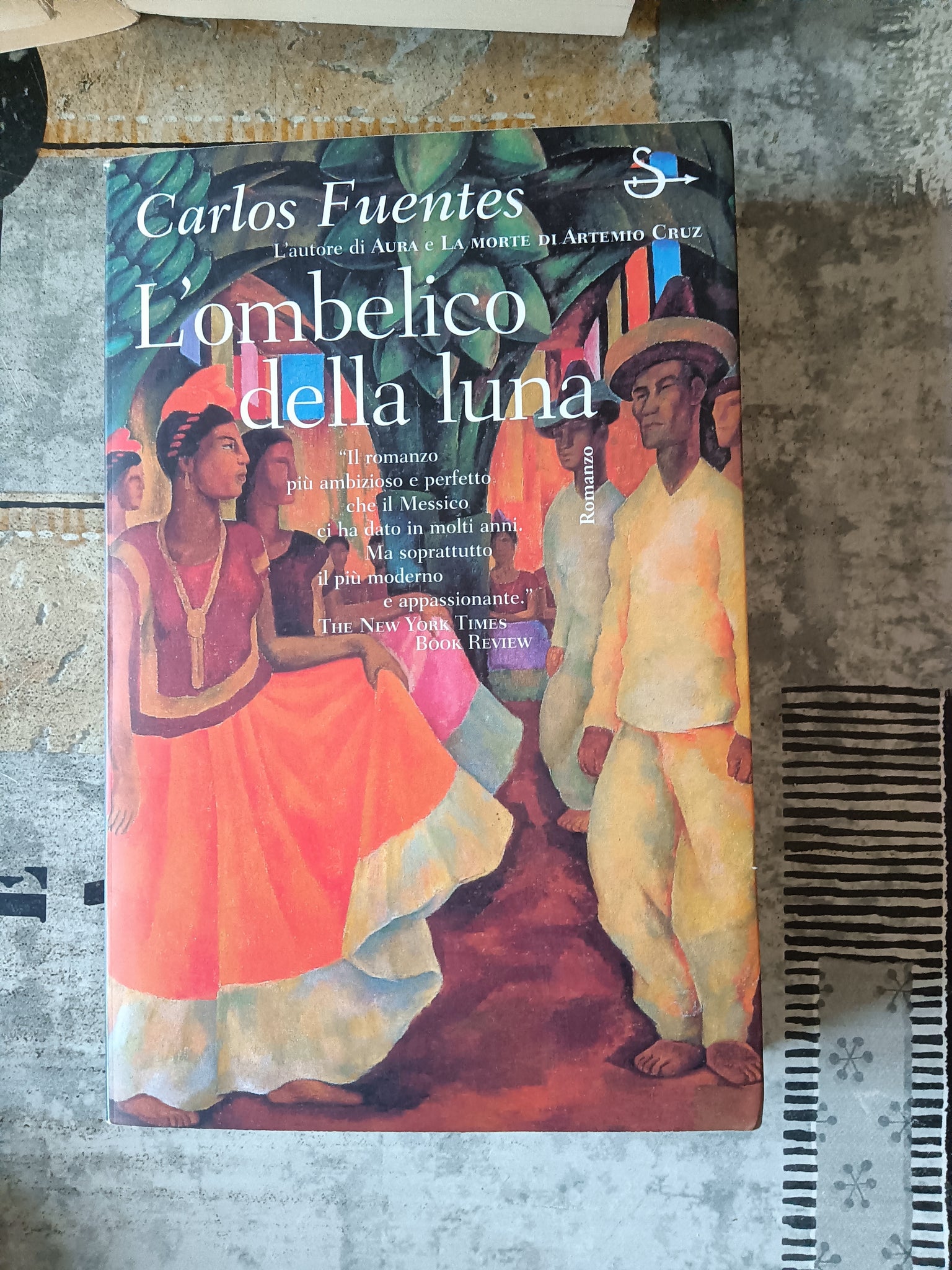 L’ombelico della luna | Fuentes Carlos