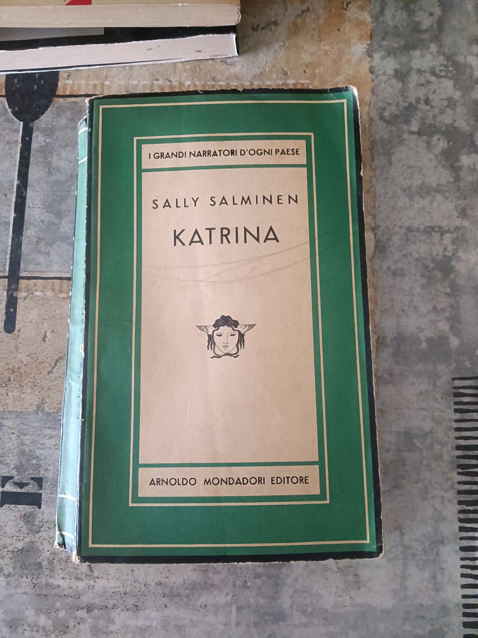 Katrina | Sally Salminen - Mondadori