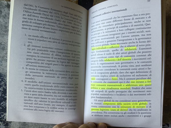 La democrazia globale. Mercati, movimenti, governi | Alberto Martinelli