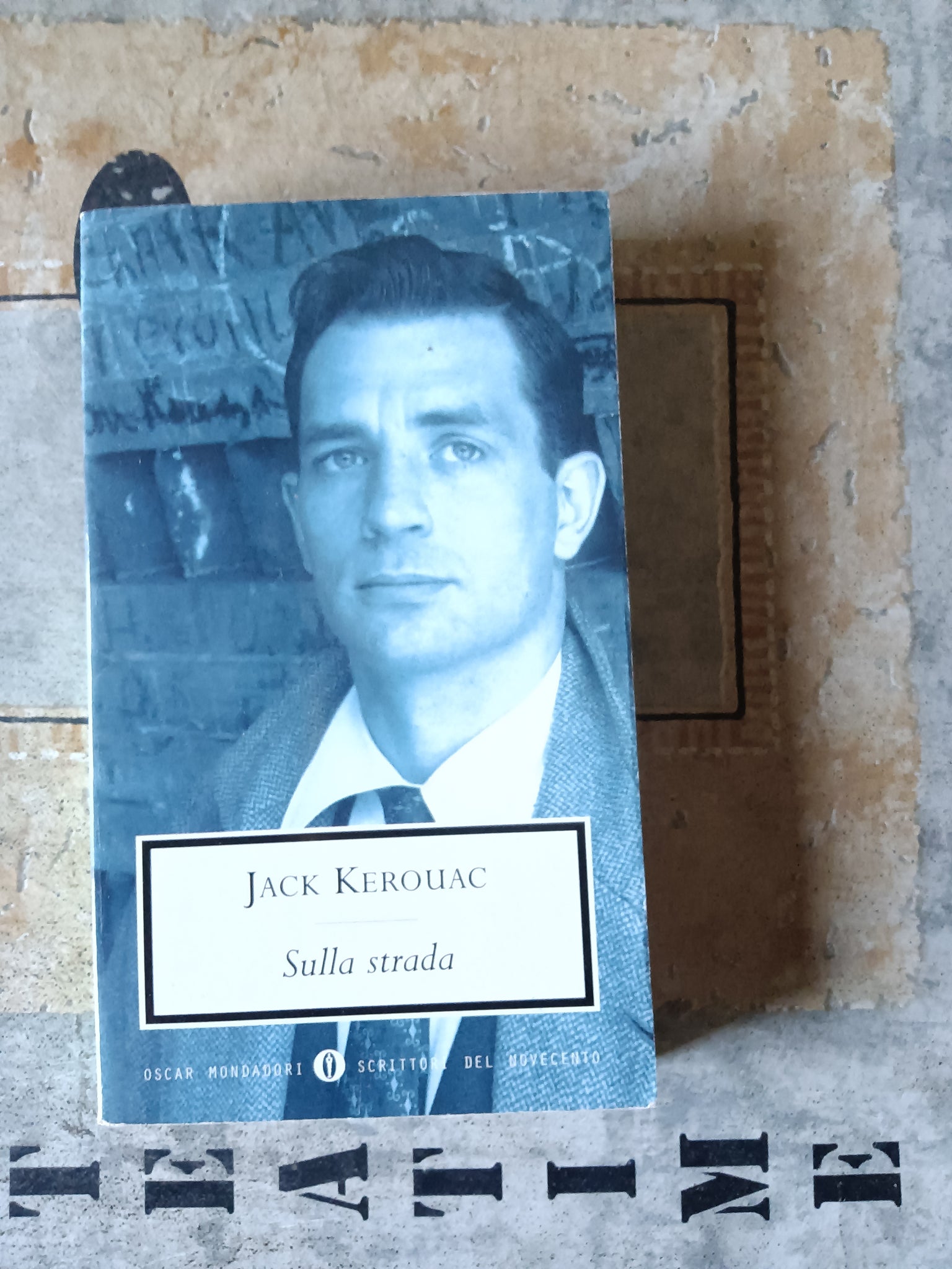 Sulla strada  Jack Kerouac - Mondadori – Libreria Obli