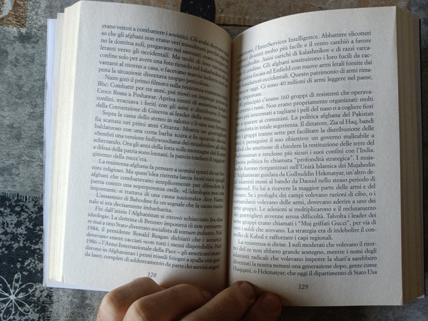Il paese di polvere e di vento | Hamida Ghafour