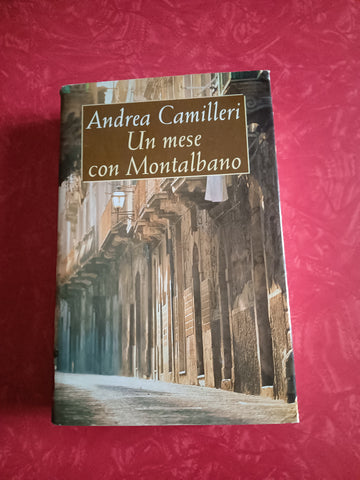 Un mese con Montalbano | Andrea Camilleri
