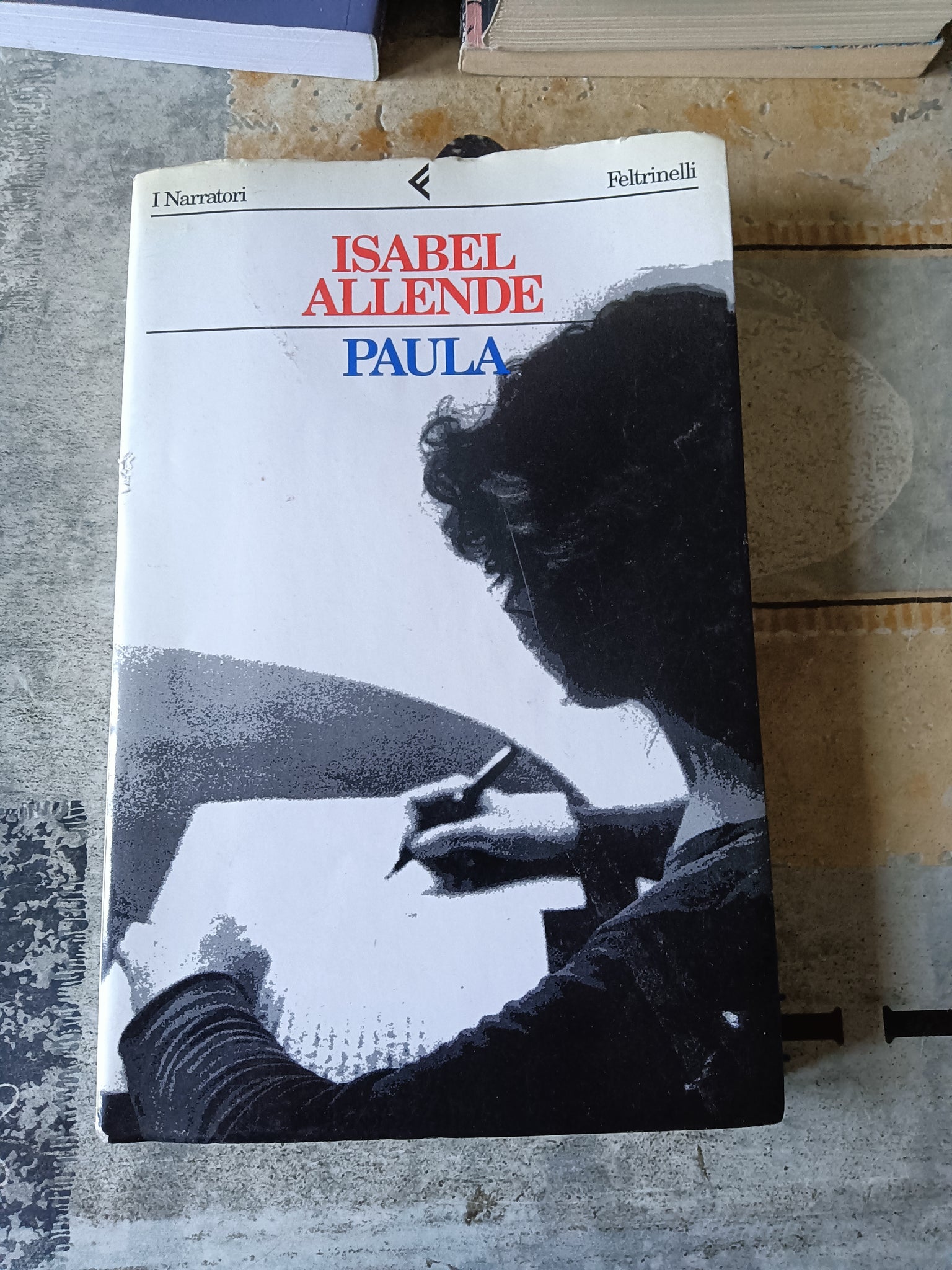 Paula | Isabel Allende - Feltrinelli