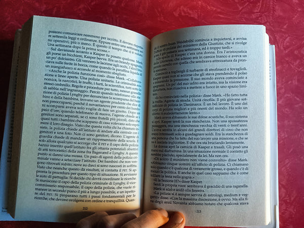 La bambina silenziosa | Peter Hoeg - Mondadori