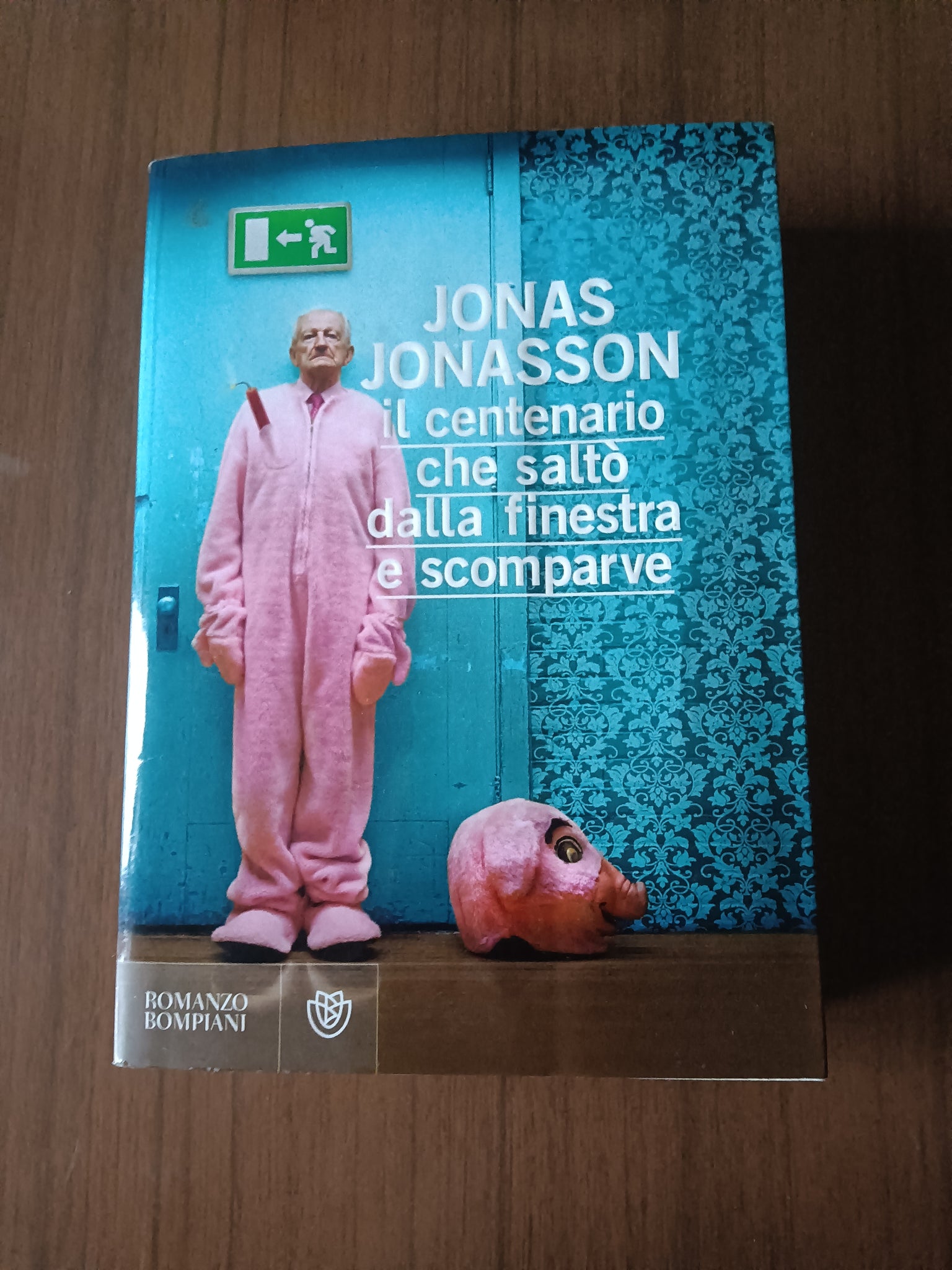 Il centenario che saltò dalla finestra e scomparve | Jonas Jonasson - Bompiani