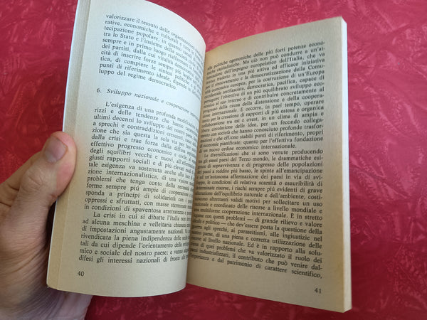 Proposta di progetto a medio termine | A.A.V.V. - Editori Riuniti
