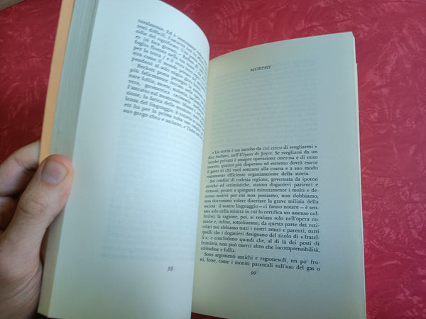 La letteratura come menzogna | Giorgio Manganelli - Adelphi