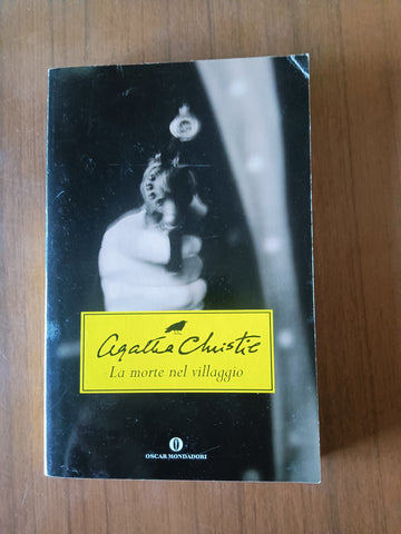 La morte nel villaggio | Agatha Christie - Mondadori