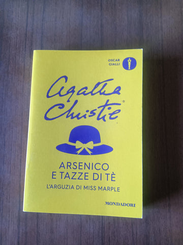 Arsenico e tazze di tè. L’arguzia di Miss Marple | Agatha Christie - Mondadori