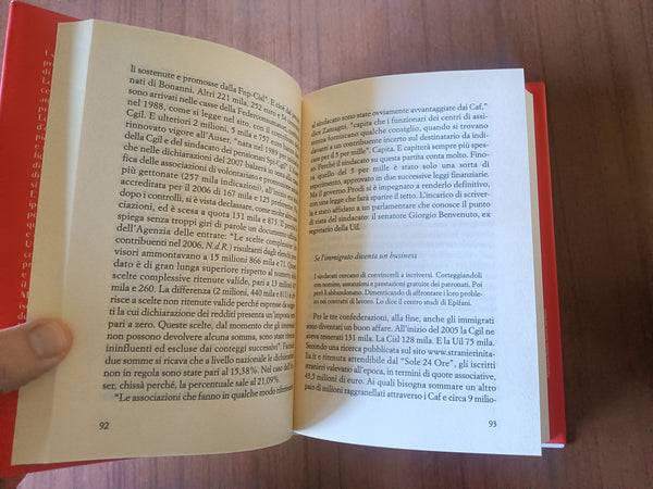 L’altra casta. Privilegi. Carriere. Misfatti e fatturati da multinazionale. L’inchiesta sul sindacato | Stefano Livadiotti - Bompiani