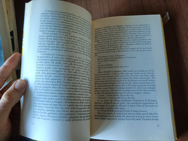 L’albergo delle donne tristi | Marcela Serrano - Feltrinelli