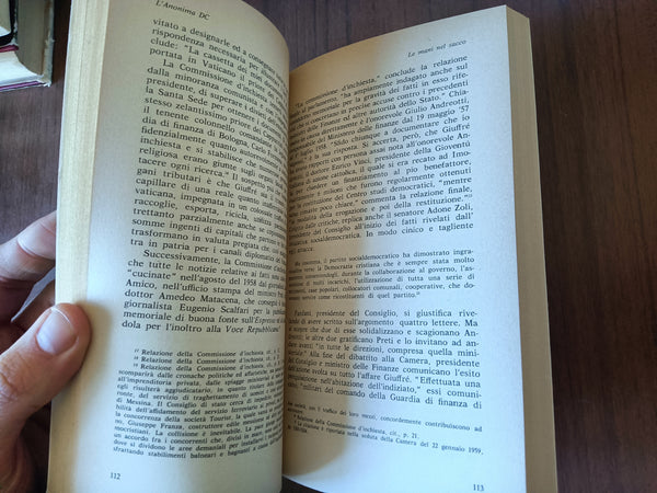 L’ anonima DC. Trent’anni di scandali da Fiumicino al Quirinale | Orazio Barrese; Massimo Caprara - Feltrinelli