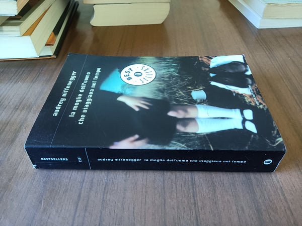 La moglie dell’uomo che viaggiava nel tempo | Audrey Niffenegger - Mondadori