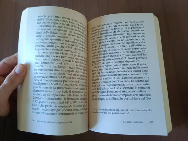 Gli altri 11 settembre. Il libro più scorretto sull’attentato alle Twin Towers | Massimiliano Del Barba; Alfredo Faieta - Editori Riuniti