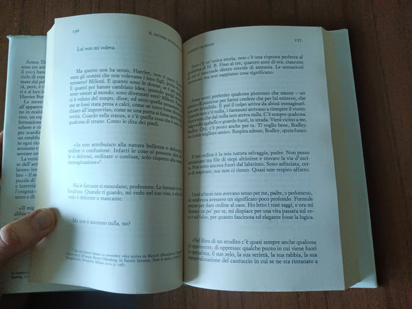 Il mondo sfolgorante | Siri Hustvedt - Einaudi