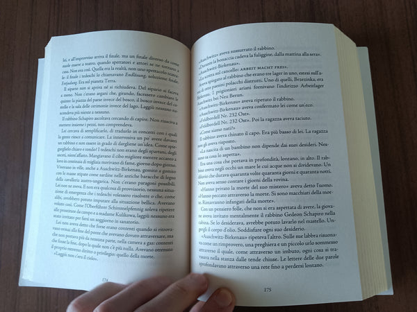 Nei suoi occhi verdi | Arnost Lustig