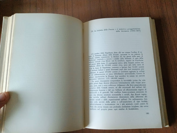 Napoleone | Evgheni Viktorovic Tarle - Editori Riuniti