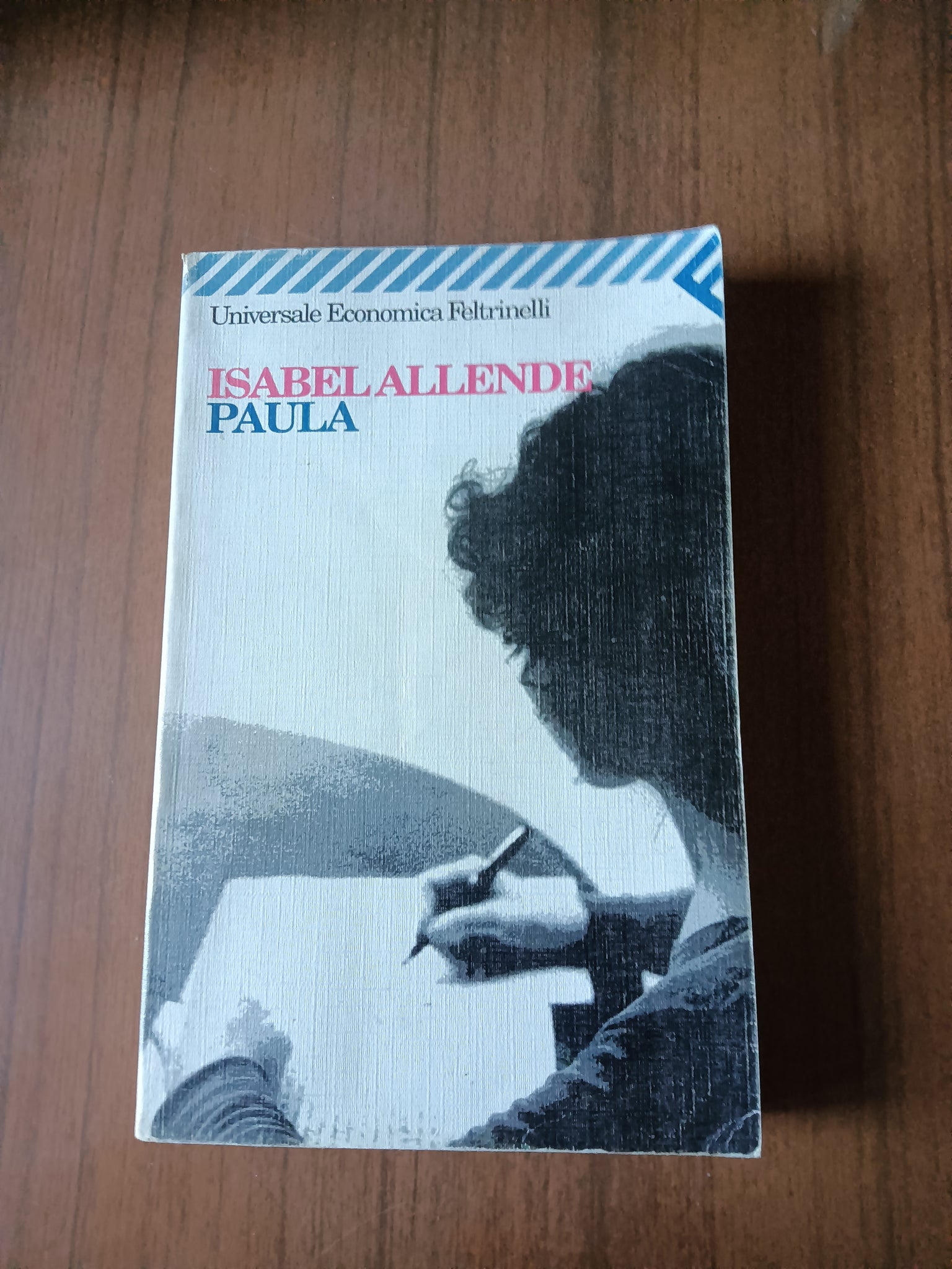 Paula | Isabel Allende - Feltrinelli
