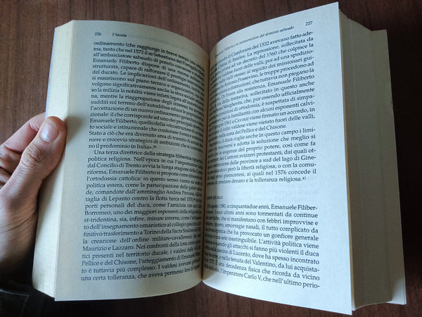 I savoia. Novecento anni di una dinastia | Gianni Oliva - Mondadori