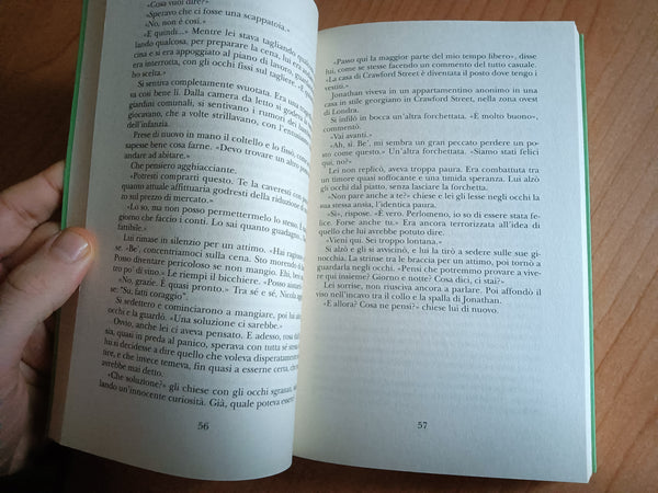 Il cuore segreto delle cose | Madeleine St John - Garzanti