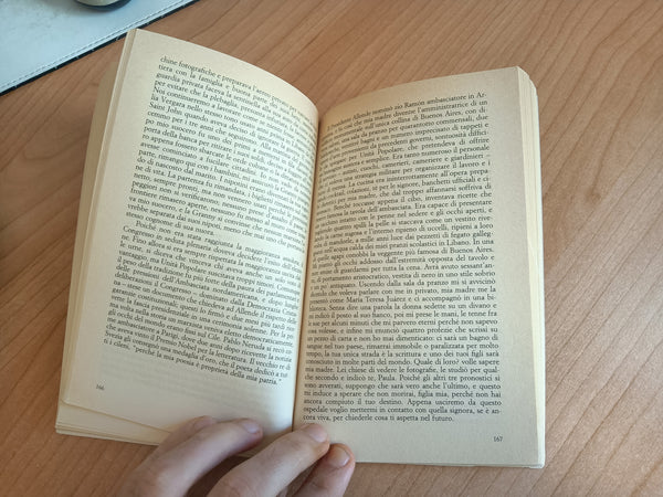 Paula | Isabel Allende - Feltrinelli