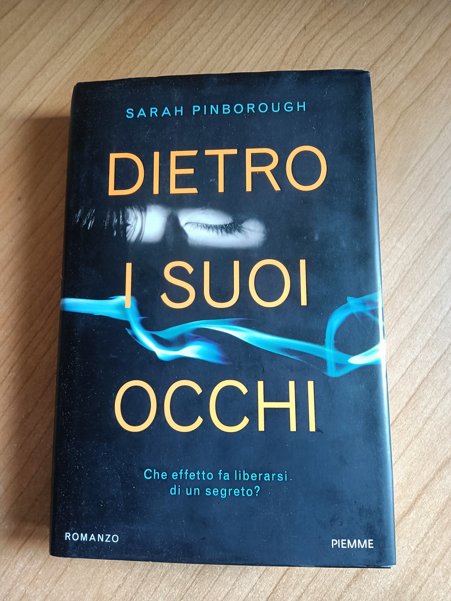 Dietro i suoi occhi | Sarah Pinborough