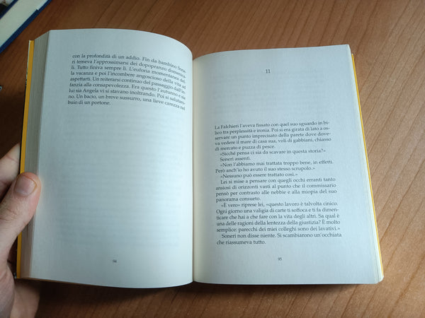 Gli invisibili | Valerio Varesi - Mondadori