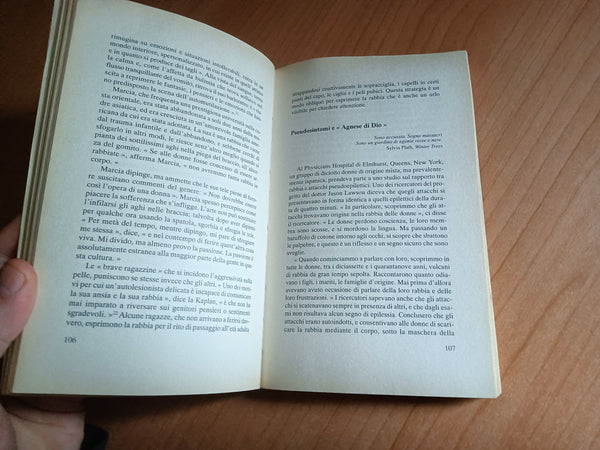 Donne che non hanno paura del fuoco | Mary Valentis, Anne Devane