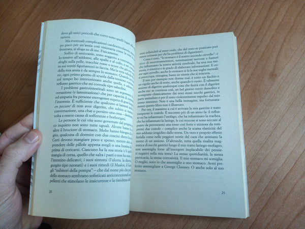 Stiamo calmi. Come ho imparato a non preoccuparmi e ad amare l’ansia | Saverio Raimondo - Feltrinelli