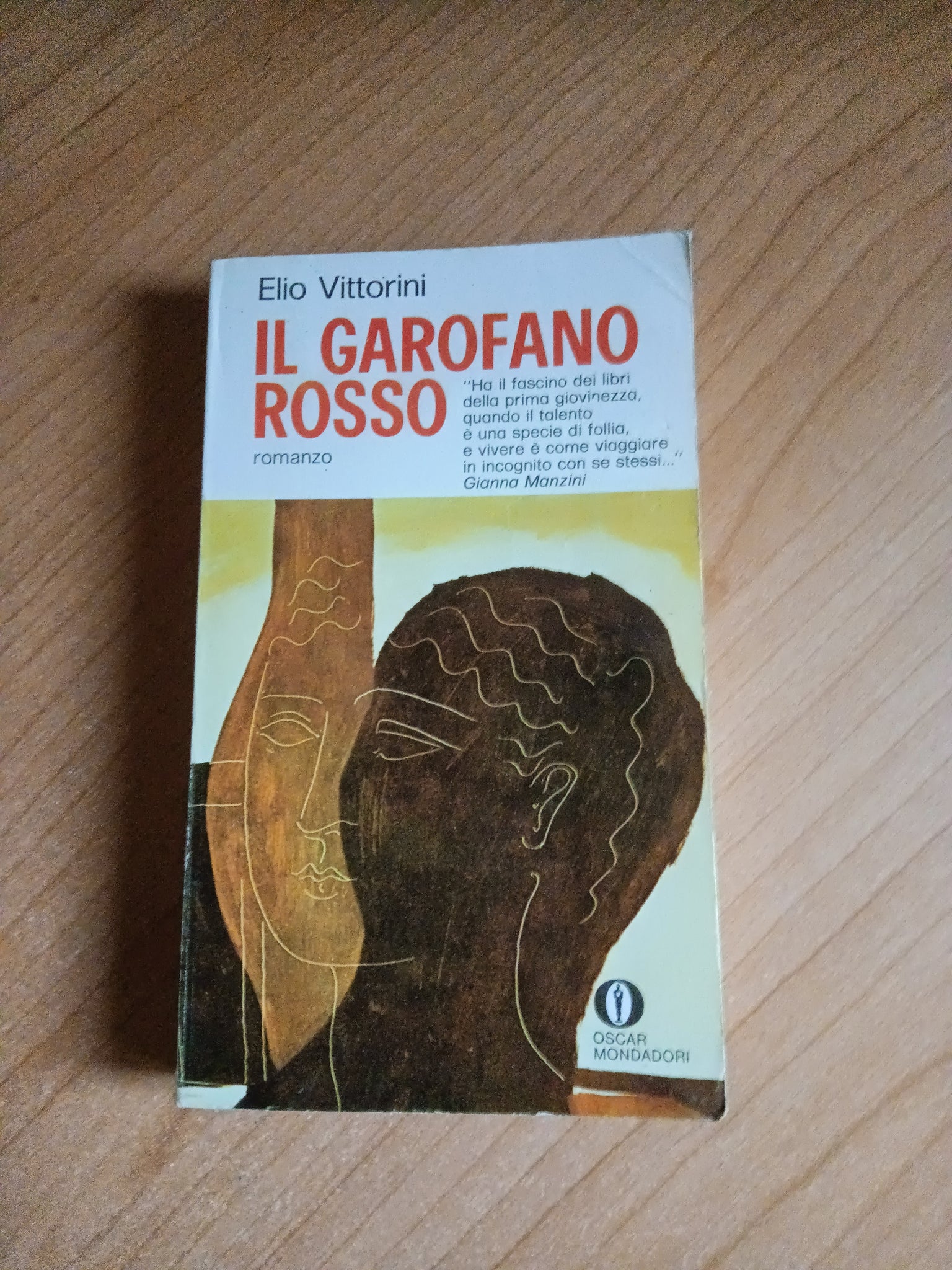 Il garofano rosso | Elio Vittorini - Mondadori