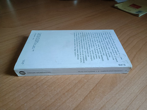 Il garofano rosso | Elio Vittorini - Mondadori