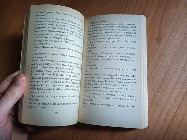 Il garofano rosso | Elio Vittorini - Mondadori