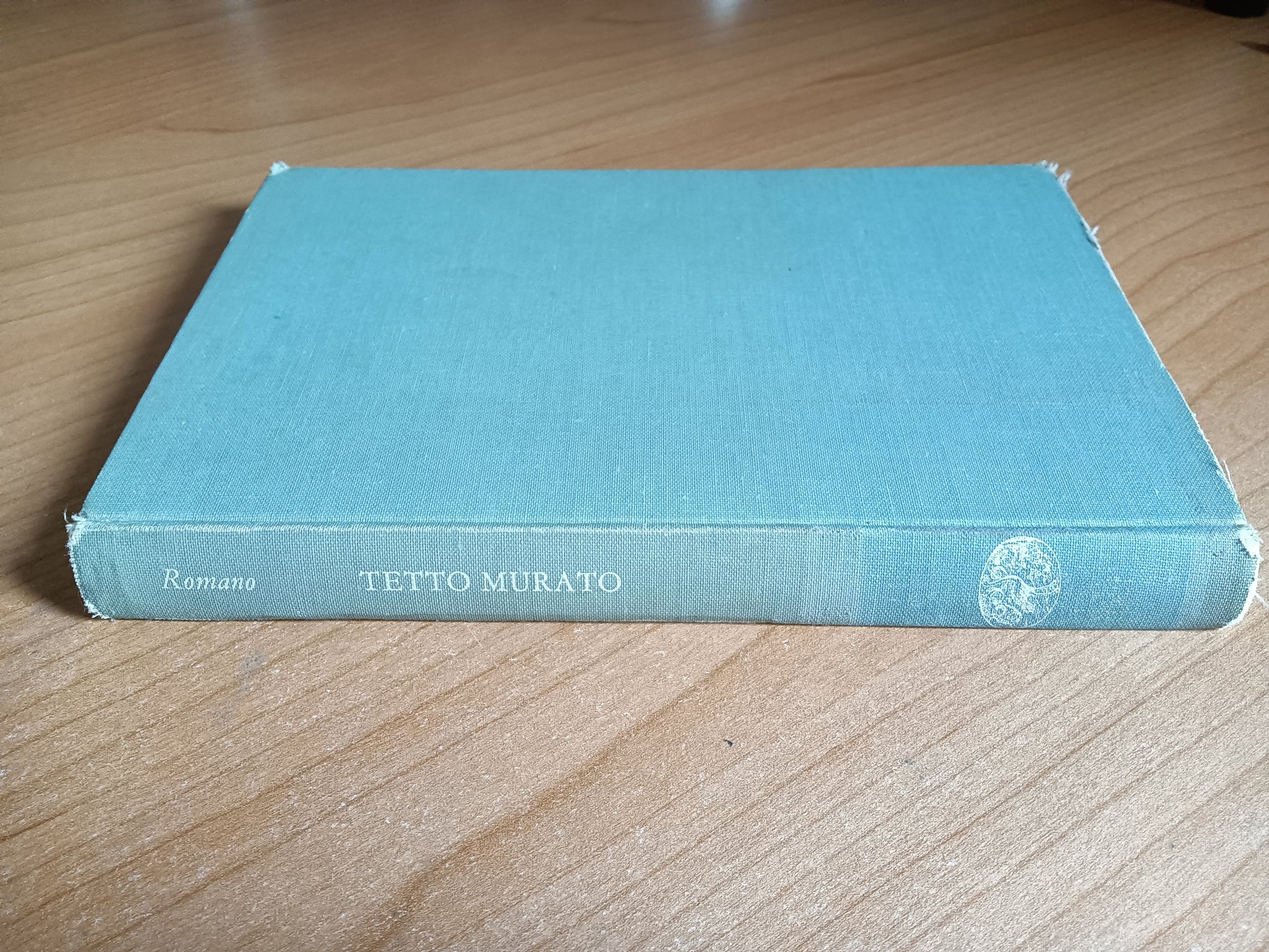 Tetto murato | Romano Lalla - Einaudi