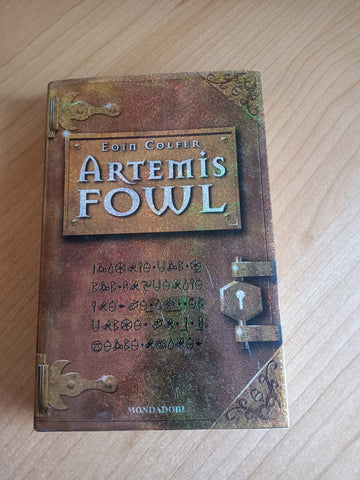 Artemis Fowl | Eoin Colfer - Mondadori