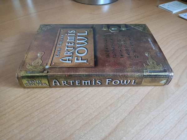 Artemis Fowl | Eoin Colfer - Mondadori