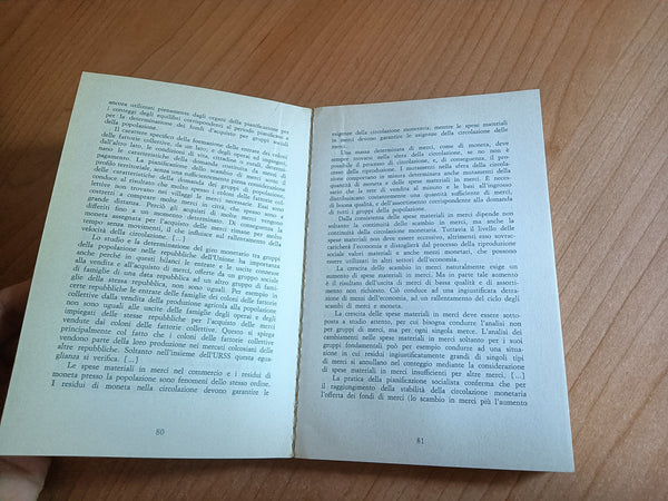 Finanza pubblica e moneta in U.R.S.S | Vittorio Hess, a cura di - Laterza