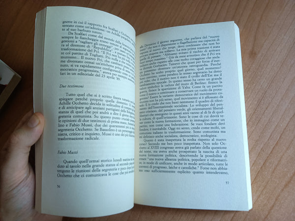 Il nome e la cosa. Viaggio nel Pci che cambia | Chiara Valentini - Feltrinelli