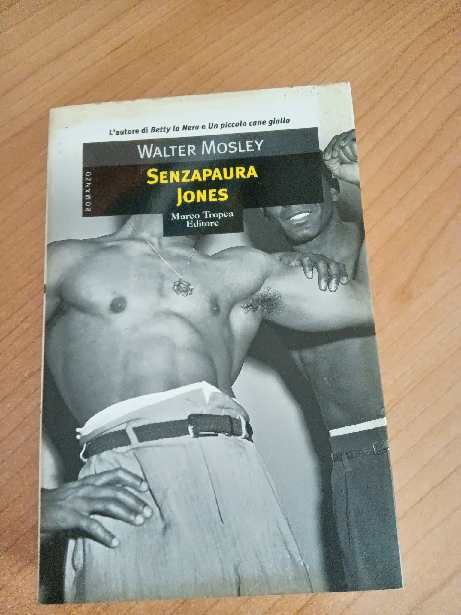 Senza paura Jones | Walter Mosley - Tropea
