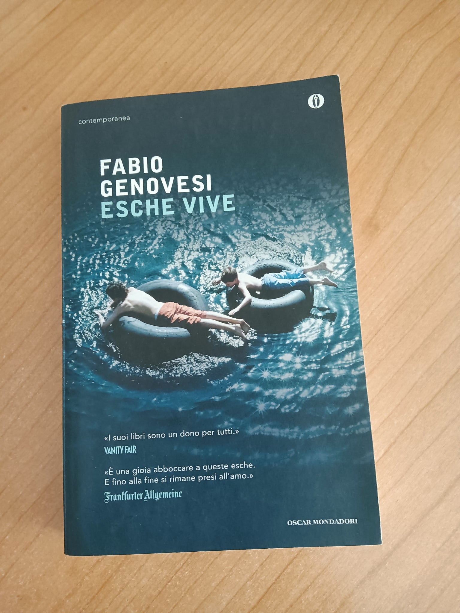 Esche vive | Fabio Genovesi - Mondadori