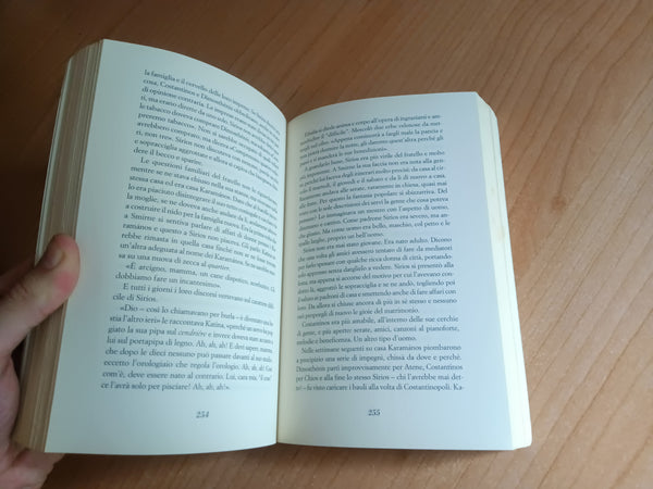 Le streghe di Smirne | Mara Meimaridi - Edizioni e/o