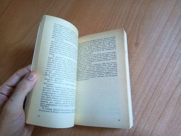 Fuori registro | Domenico Starnone - Feltrinelli