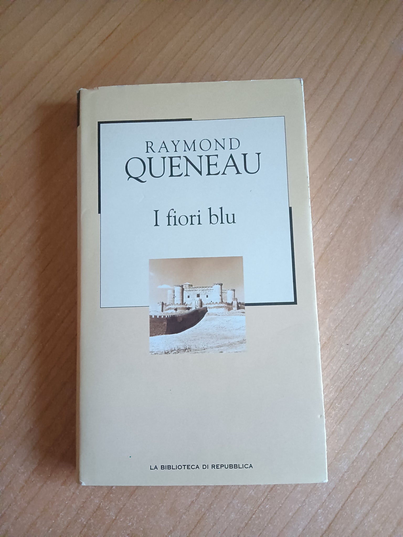 I fiori blu | Raymond Queneau