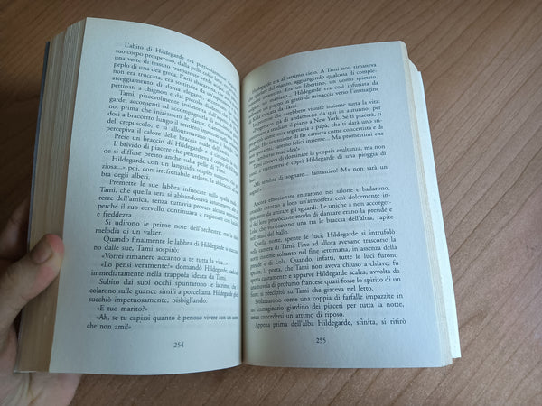La virtù femminile | Harumi Setouchi - Neri Pozza