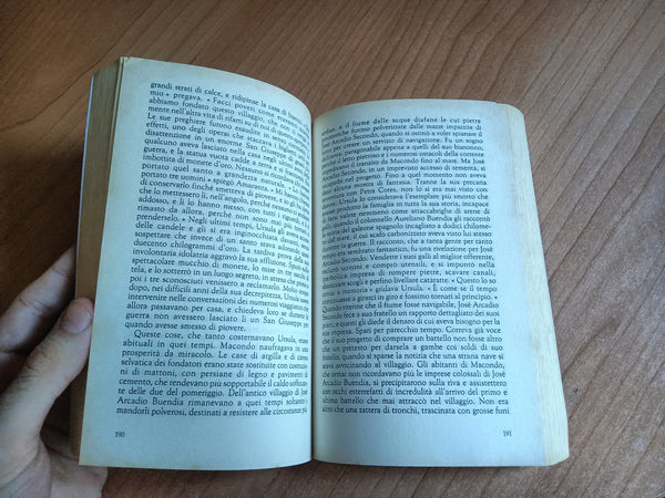 Cent’anni di solitudine | Gabriel Garcia Marquez - Mondadori