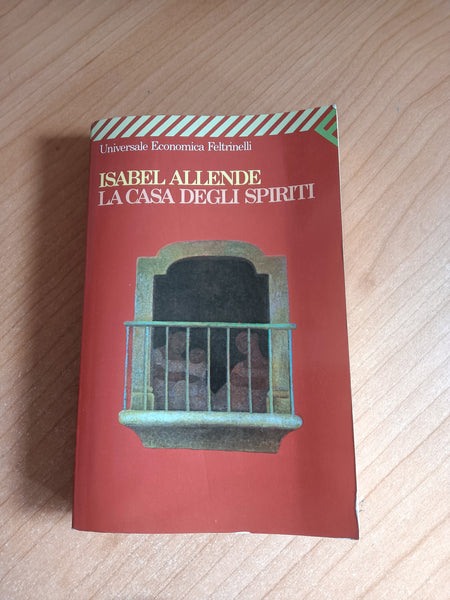 La casa degli spirito | Isabel Allende - Feltrinelli