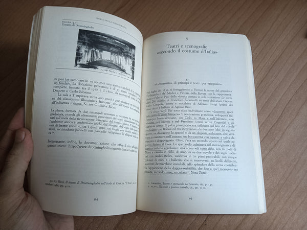 Storia della scenografia. Dall’antichità al Novecento | Franco Perrelli
